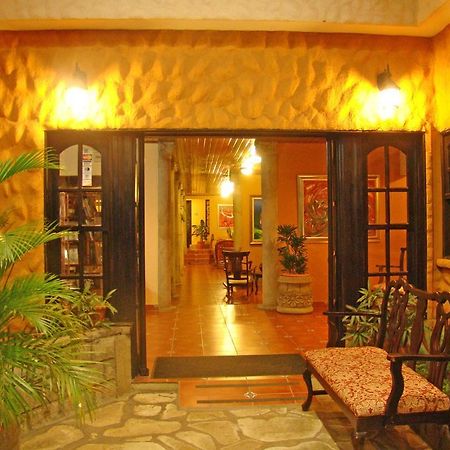 Hotel Colonnade Nicaragua Managua Bagian luar foto