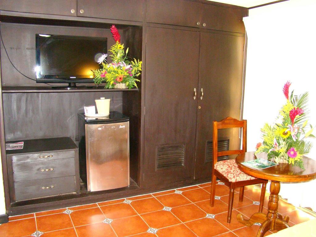 Hotel Colonnade Nicaragua Managua Ruang foto