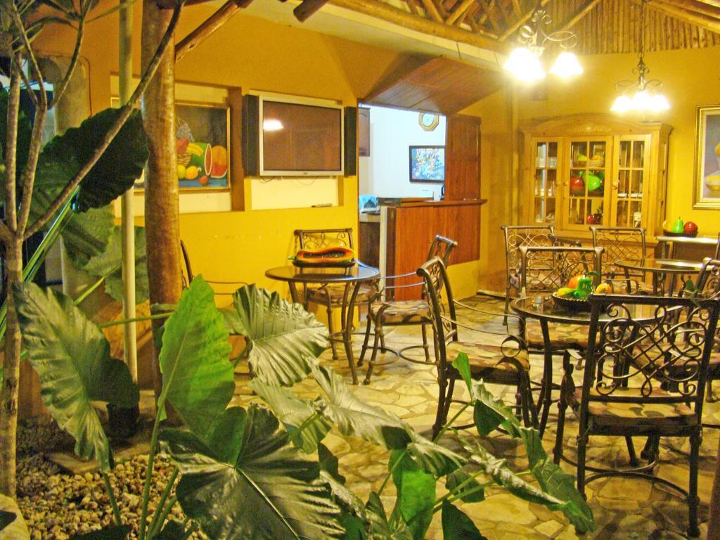 Hotel Colonnade Nicaragua Managua Bagian luar foto