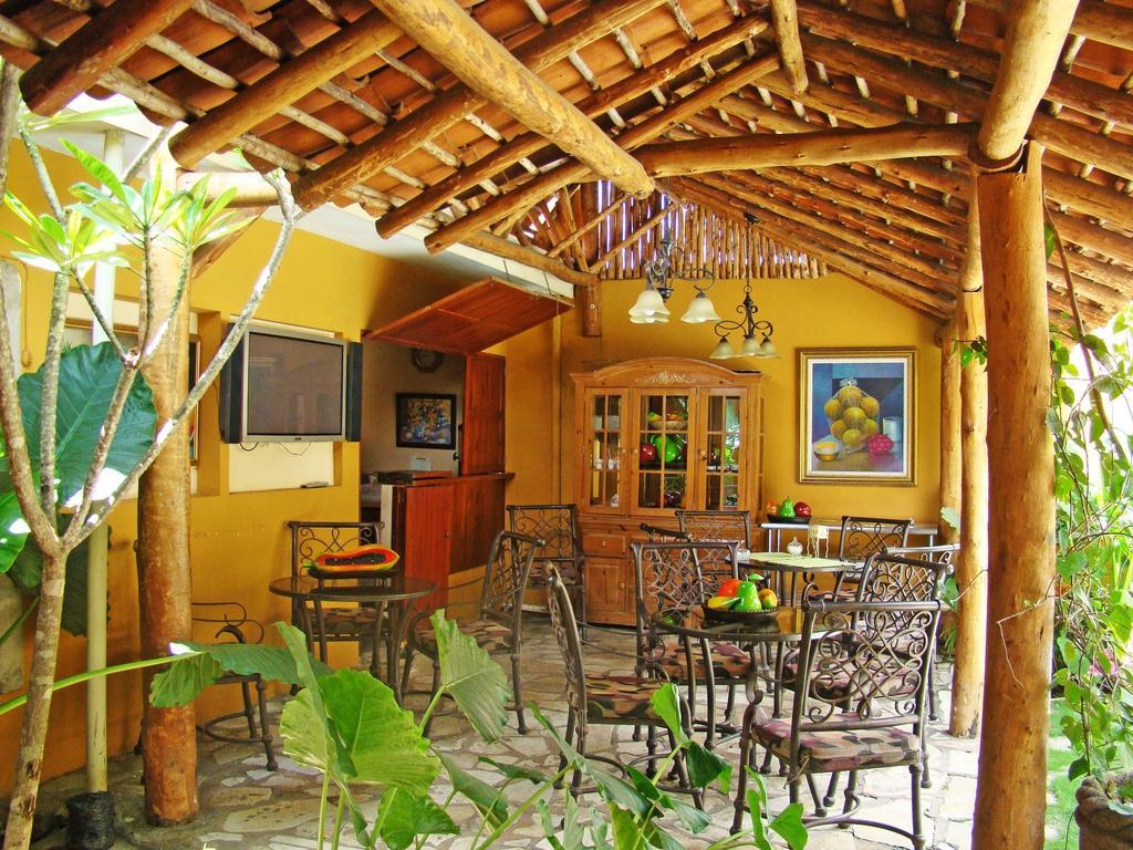 Hotel Colonnade Nicaragua Managua Bagian luar foto