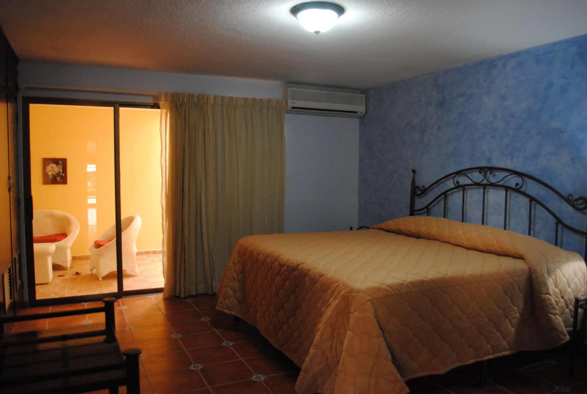 Hotel Colonnade Nicaragua Managua Bagian luar foto