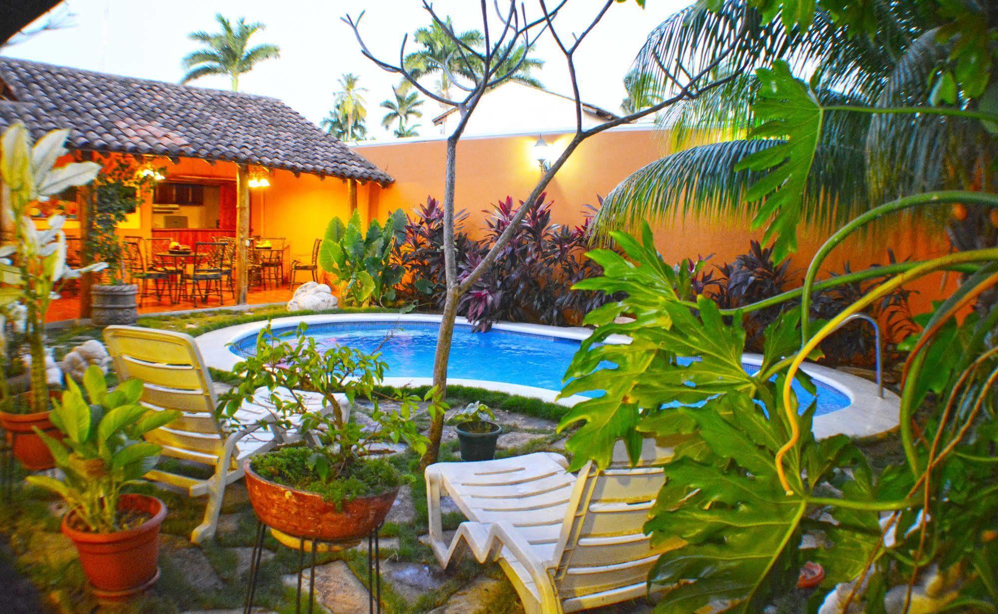 Hotel Colonnade Nicaragua Managua Bagian luar foto