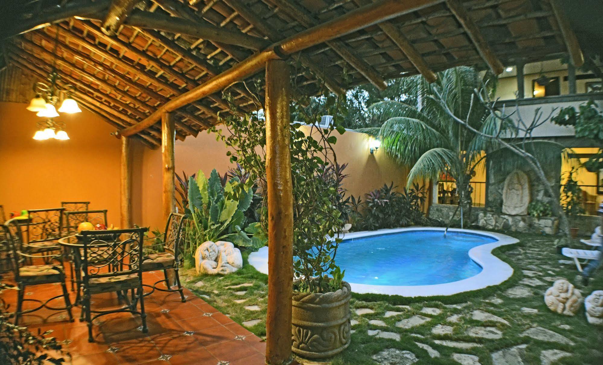 Hotel Colonnade Nicaragua Managua Bagian luar foto