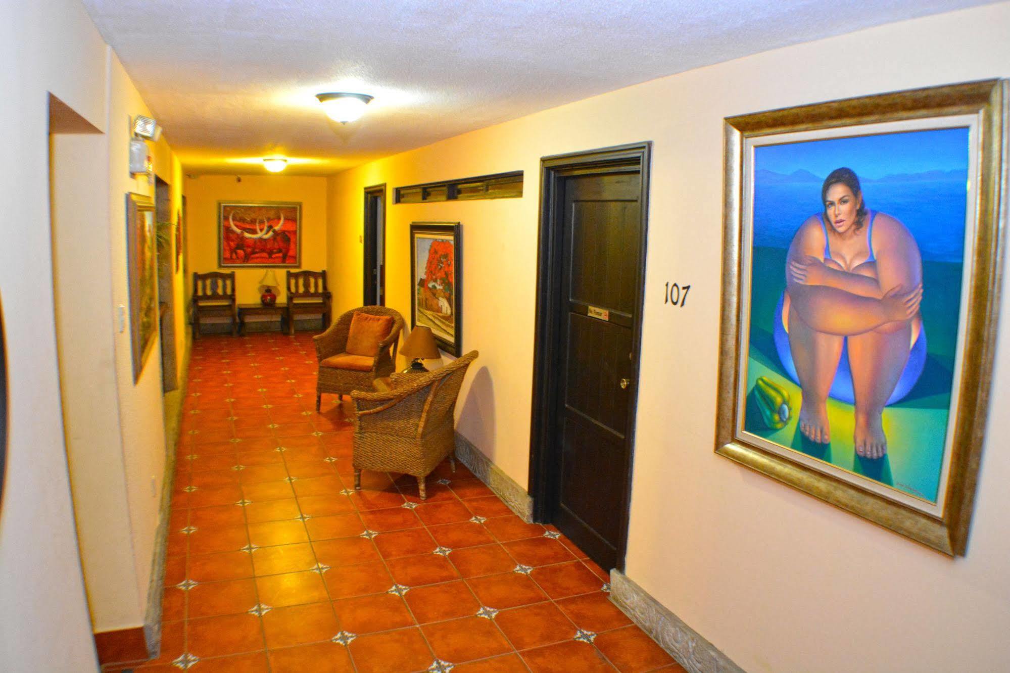 Hotel Colonnade Nicaragua Managua Bagian luar foto